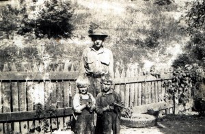 Harts Creek children, circa 1938