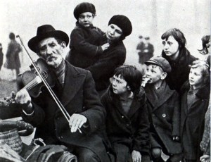J.W. "Bill" Day, Eastern Kentucky fiddler, 1915-1935